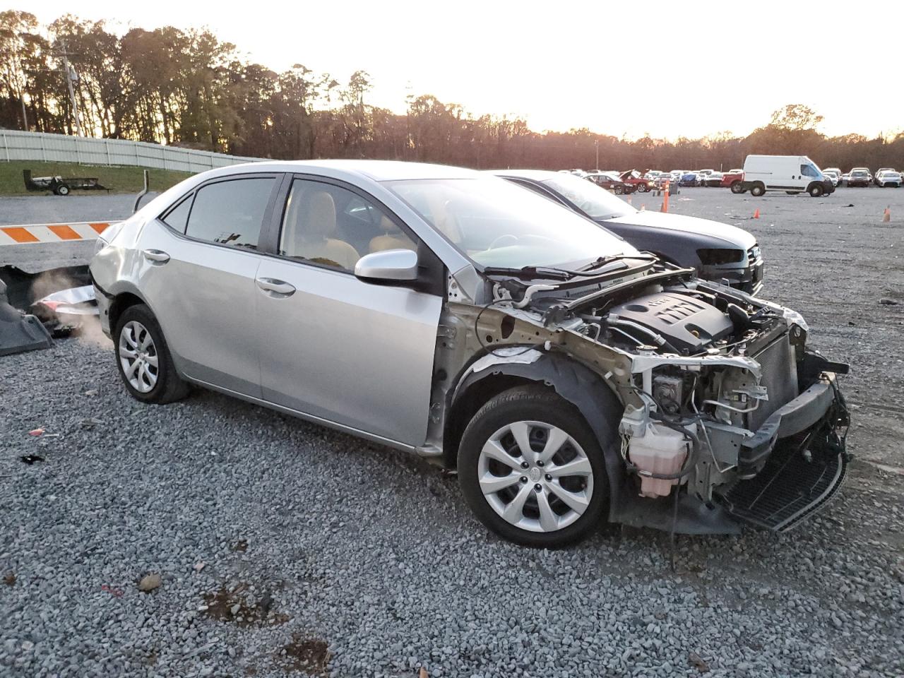2017 Toyota Corolla VIN 2T1BURHE2HC769859 Copart auction photo, rear end / front end damage thumbnail 4
