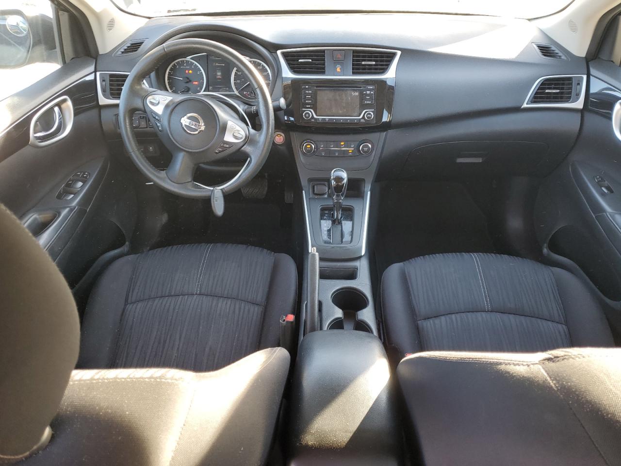 2016 Nissan Sentra VIN 3N1AB7AP7GY227191 Copart auction photo, front end / minor dent/scratches damage thumbnail 8