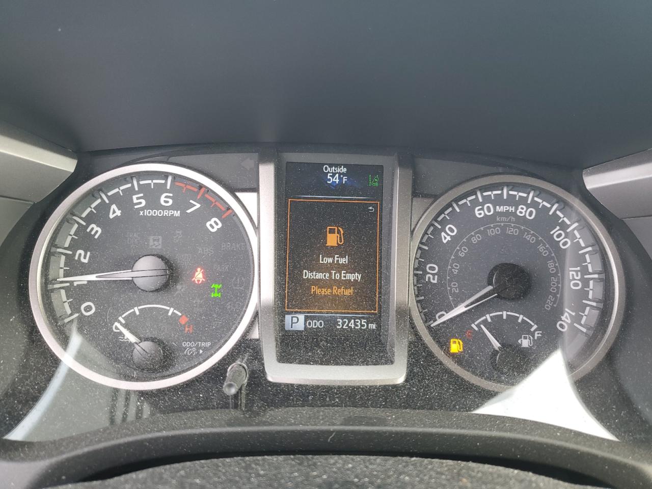 2022 Toyota Tacoma VIN 3TMGZ5AN6NM464975 Copart auction photo, rear end damage thumbnail 9