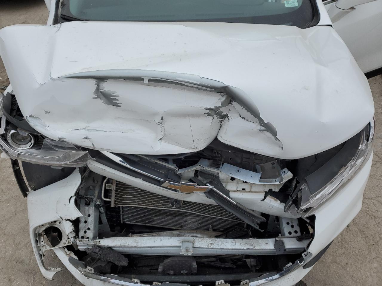 2020 Chevrolet Trax VIN KL7CJLSB7LB092496 Copart auction photo, front end damage thumbnail 14