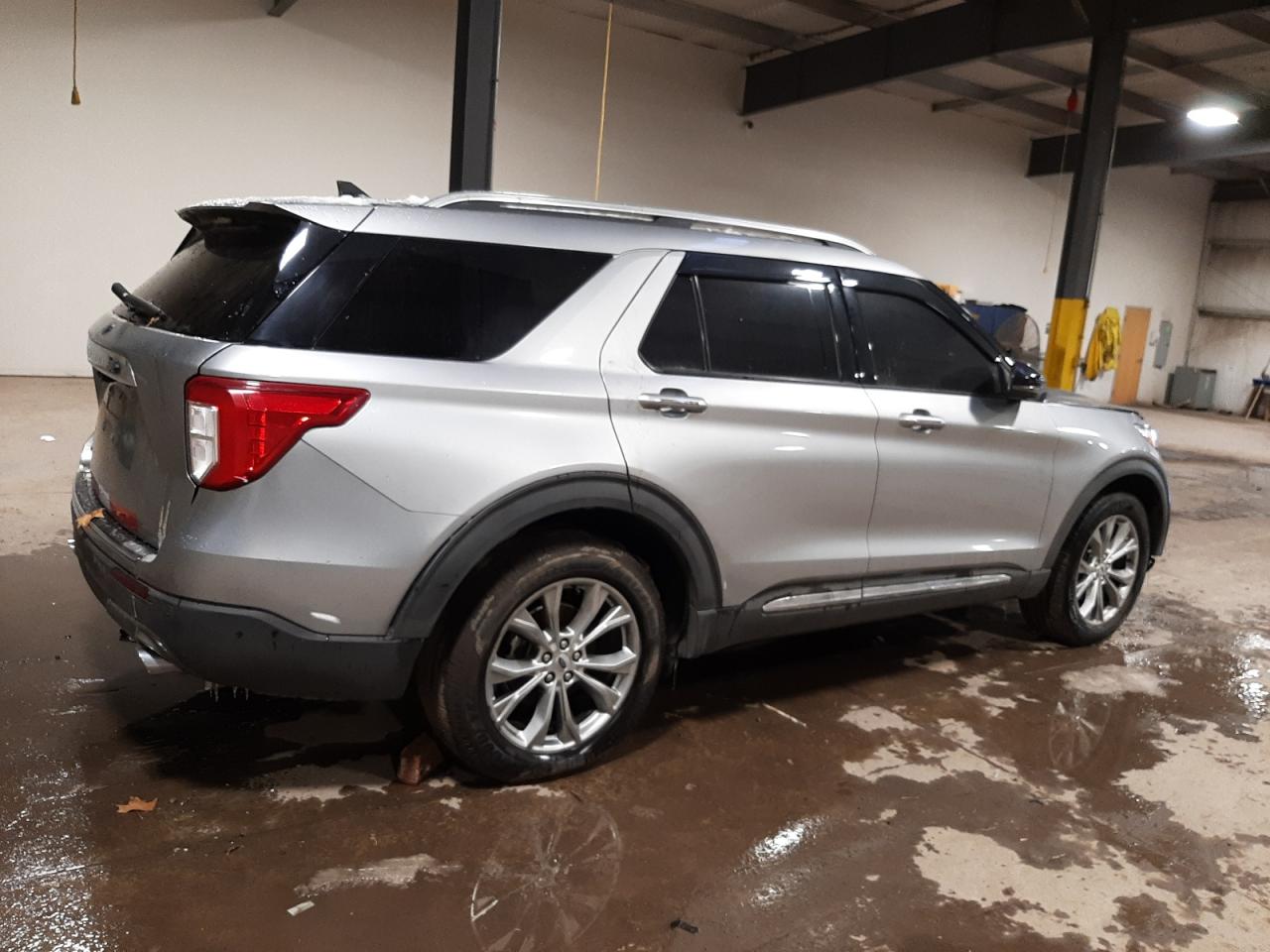 2021 Ford Explorer VIN 1FMSK8FH9MGB05515 Copart auction photo, front end damage thumbnail 3