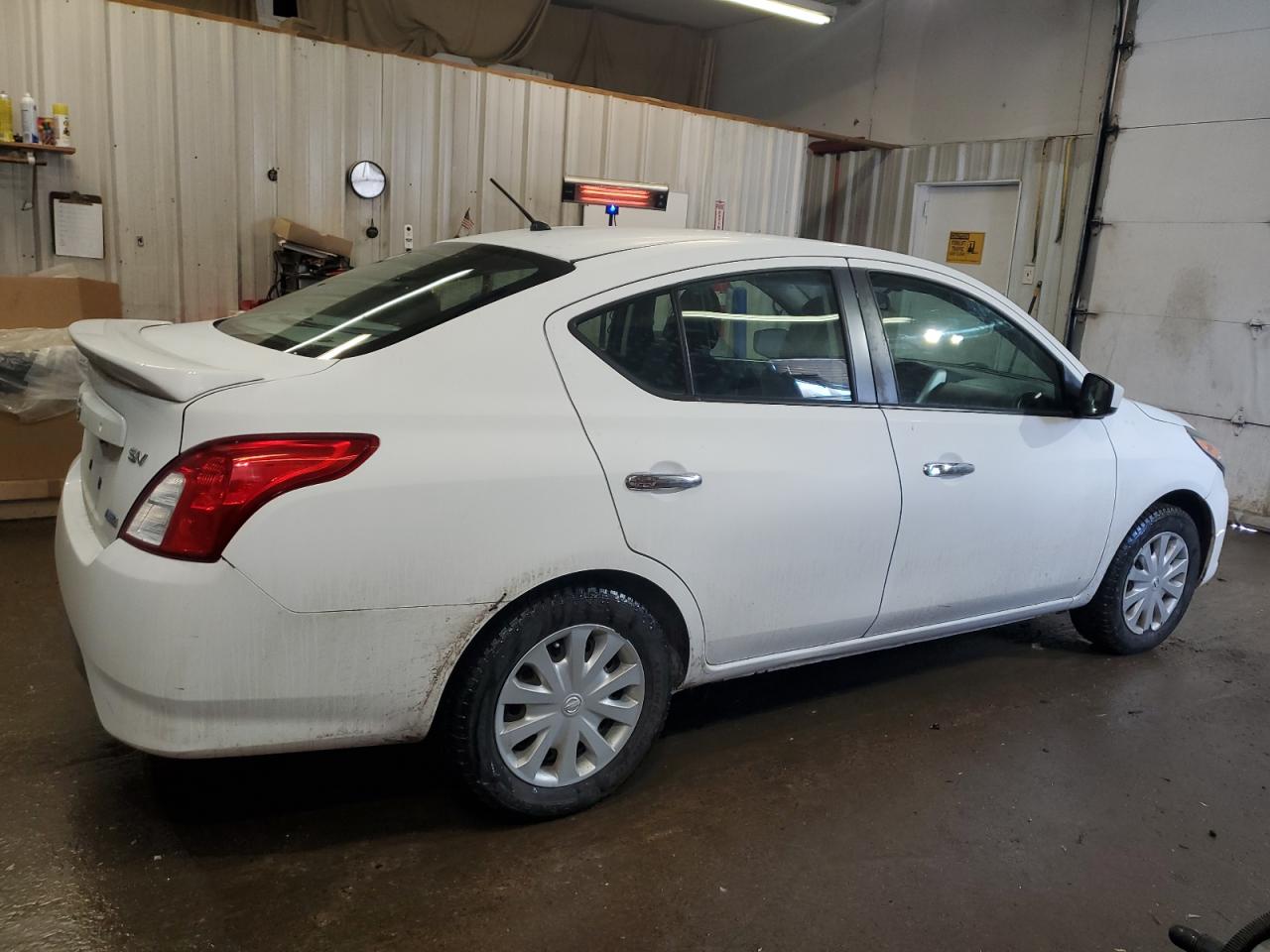 2016 Nissan Versa VIN 3N1CN7AP3GL896166 Copart auction photo, front end / side damage thumbnail 3