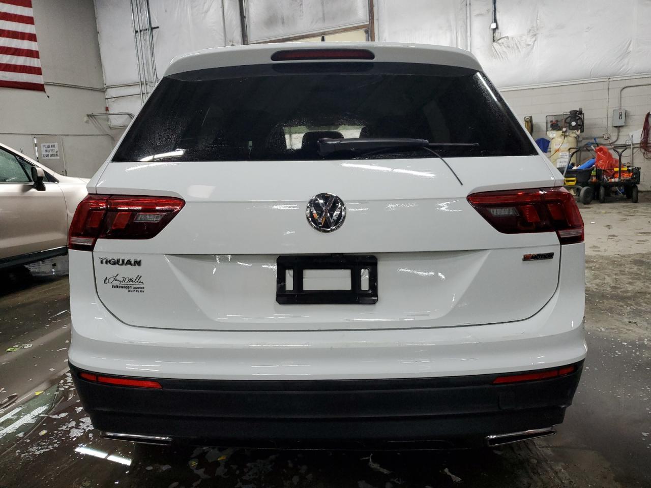 2021 Volkswagen Tiguan VIN 3VV0B7AX2MM000357 Copart auction photo, all over damage thumbnail 6