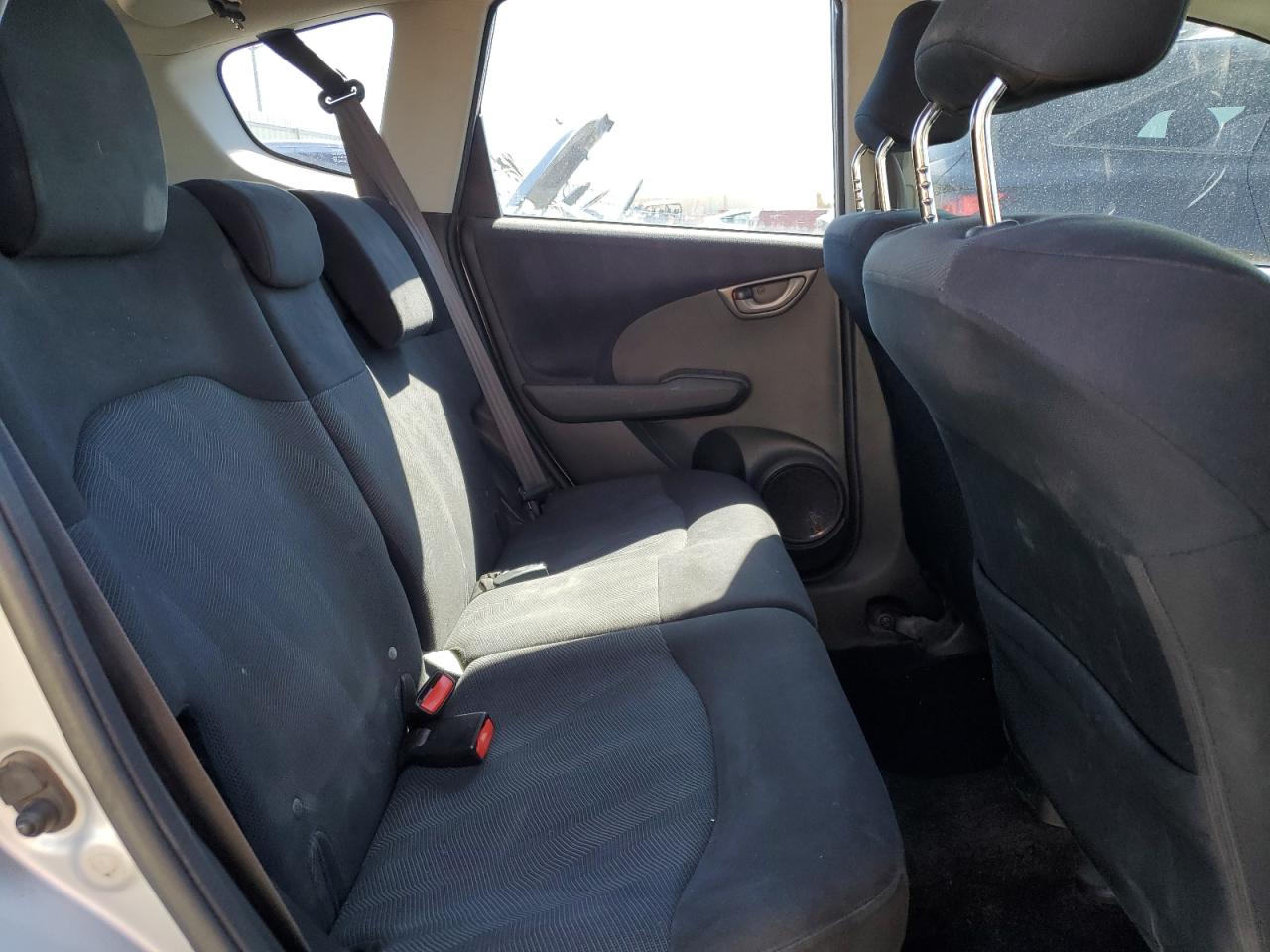 2011 Honda Fit VIN JHMGE8H54BS006324 Copart auction photo, normal wear damage thumbnail 11
