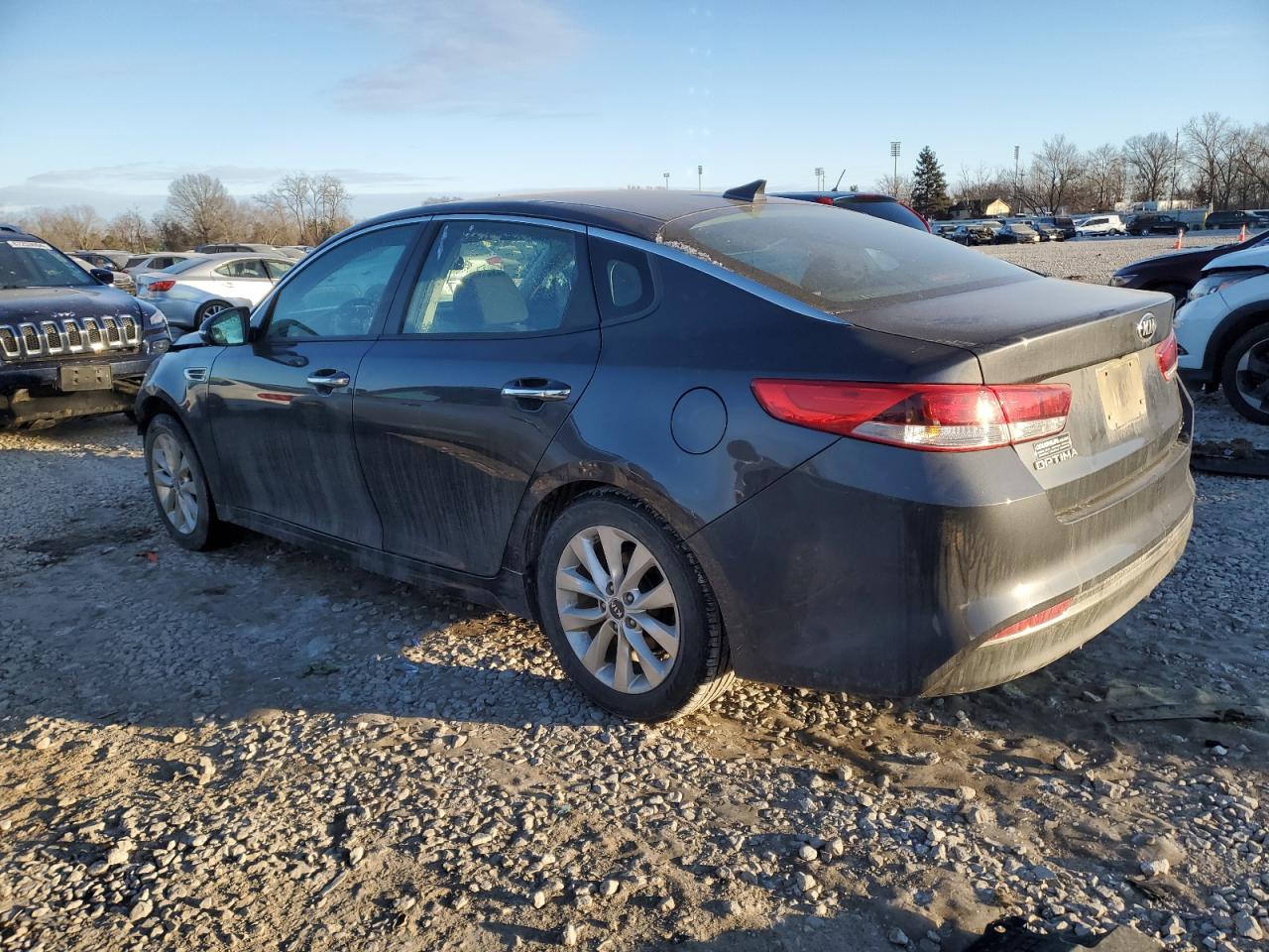 2017 KIA Optima VIN 5XXGT4L35HG173560 Copart auction photo, front end damage thumbnail 2