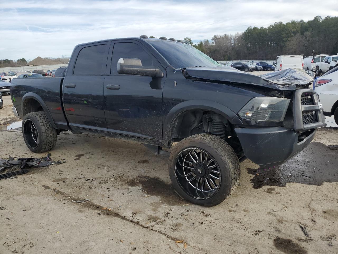 2018 RAM 2500 VIN 3C6UR5CL4JG190190 Copart auction photo, top/roof / front end damage thumbnail 4