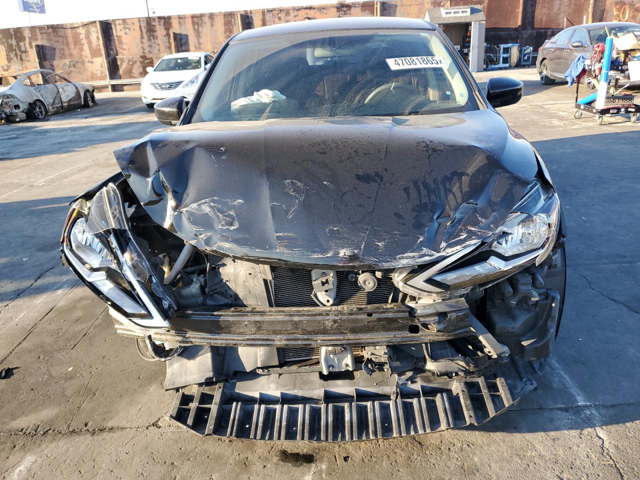 2018 Nissan Sentra VIN 3N1AB7AP3JY277321 Copart auction photo, front end damage thumbnail 5