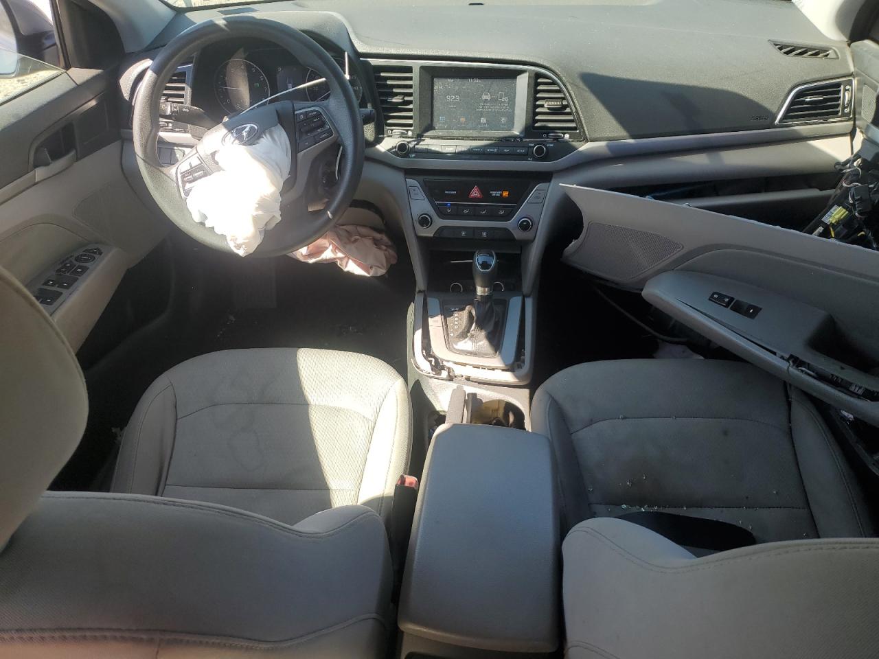 2018 Hyundai Elantra VIN 5NPD84LF5JH288961 Copart auction photo, side / front end damage thumbnail 8