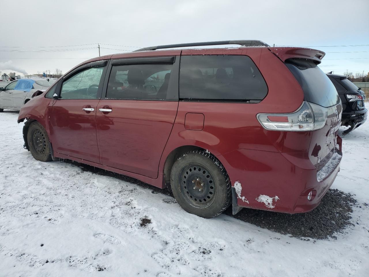 2016 Toyota Sienna VIN 5TDXK3DC9GS697335 Copart auction photo, front end / side damage thumbnail 2