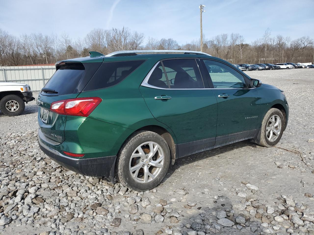 2018 Chevrolet Equinox VIN 2GNAXVEV8J6308325 Copart auction photo, front end damage thumbnail 3