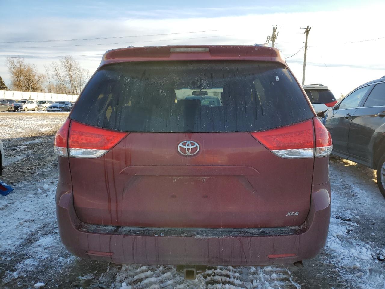 2012 Toyota Sienna VIN 5TDYK3DC2CS275129 Copart auction photo, front end damage thumbnail 6