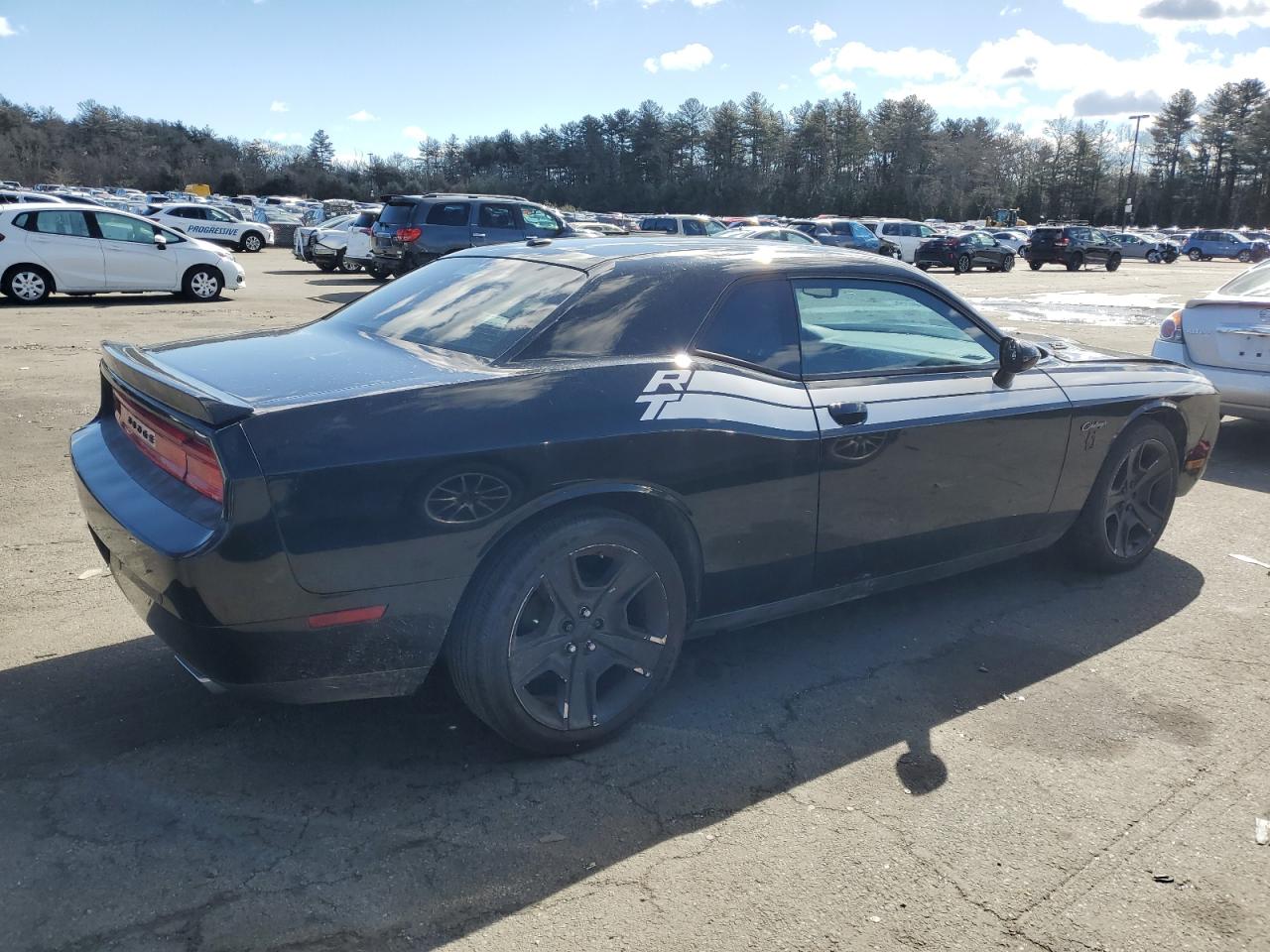 2013 Dodge Challenger VIN 2C3CDYBT2DH579277 Copart auction photo, front end / side damage thumbnail 3