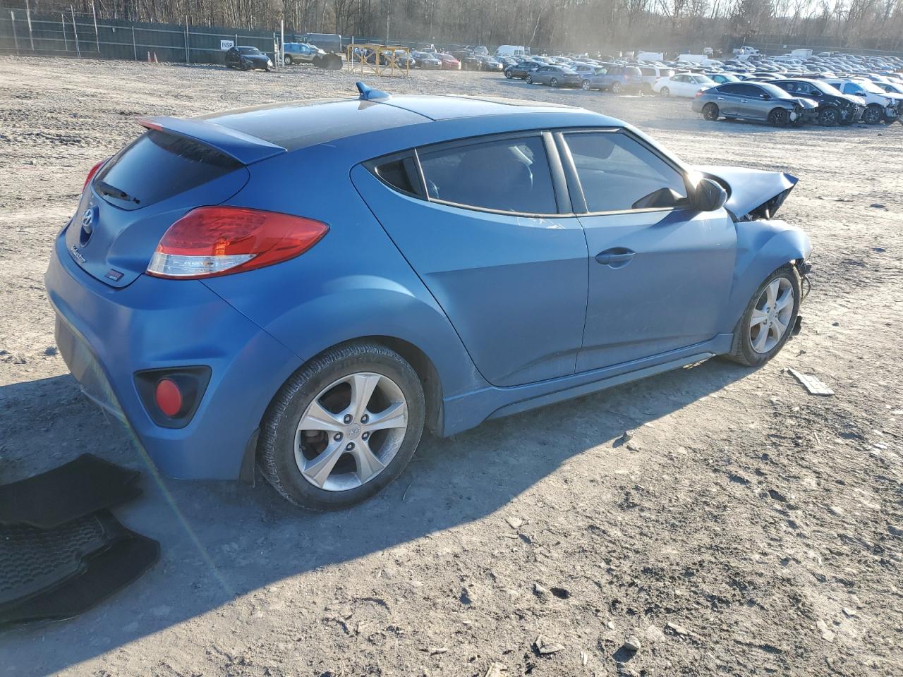 2016 Hyundai Veloster VIN KMHTC6AE3GU264412 Copart auction photo, front end damage thumbnail 3