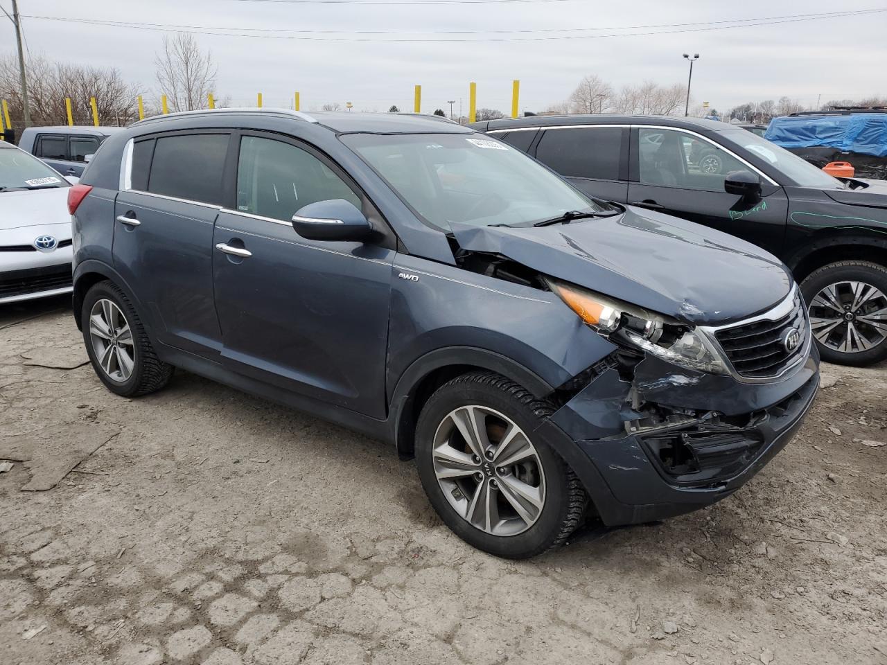 2014 KIA Sportage VIN KNDPCCA62E7656550 Copart auction photo, front end / side damage thumbnail 4