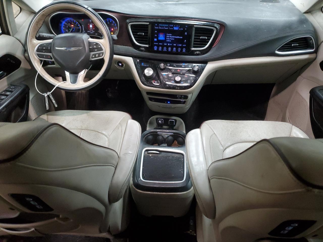 2017 Chrysler Pacifica VIN 2C4RC1GG8HR537191 Copart auction photo, front end / side damage thumbnail 8