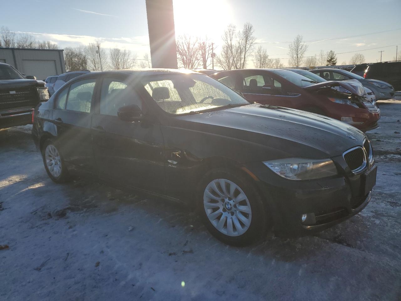 2009 BMW 3er VIN WBAPK73589A453344 Copart auction photo, side / mechanical damage thumbnail 4