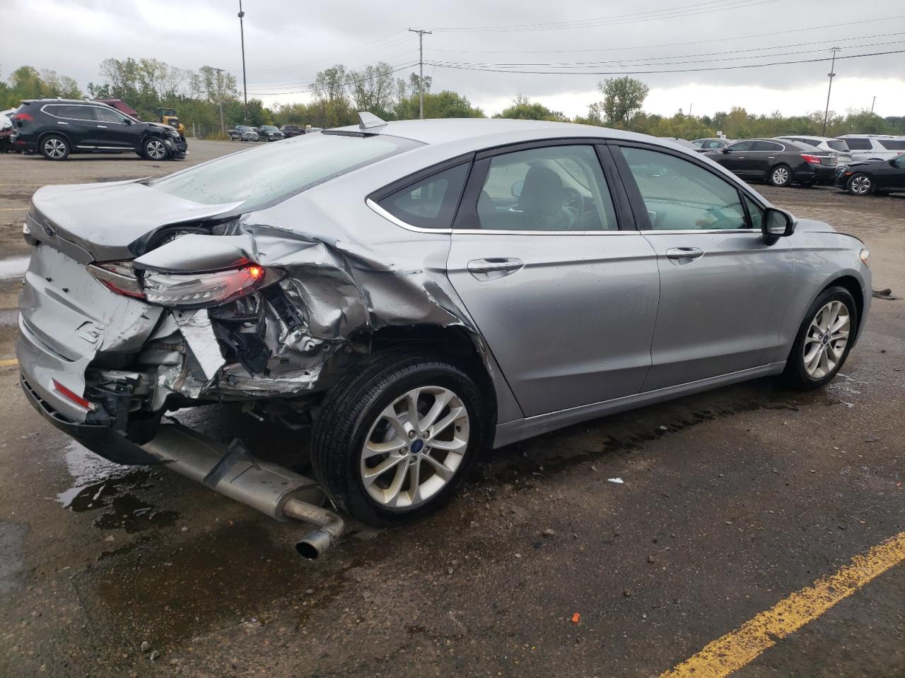 2020 Ford Fusion VIN 3FA6P0HD7LR129599 Copart auction photo, rear end damage thumbnail 3