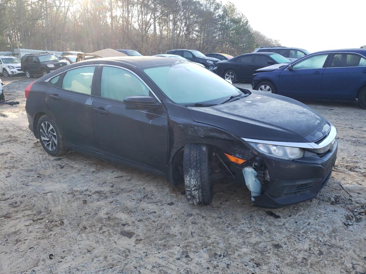2017 Honda Civic VIN 19XFC2F78HE043165 Copart auction photo, front end damage thumbnail 4