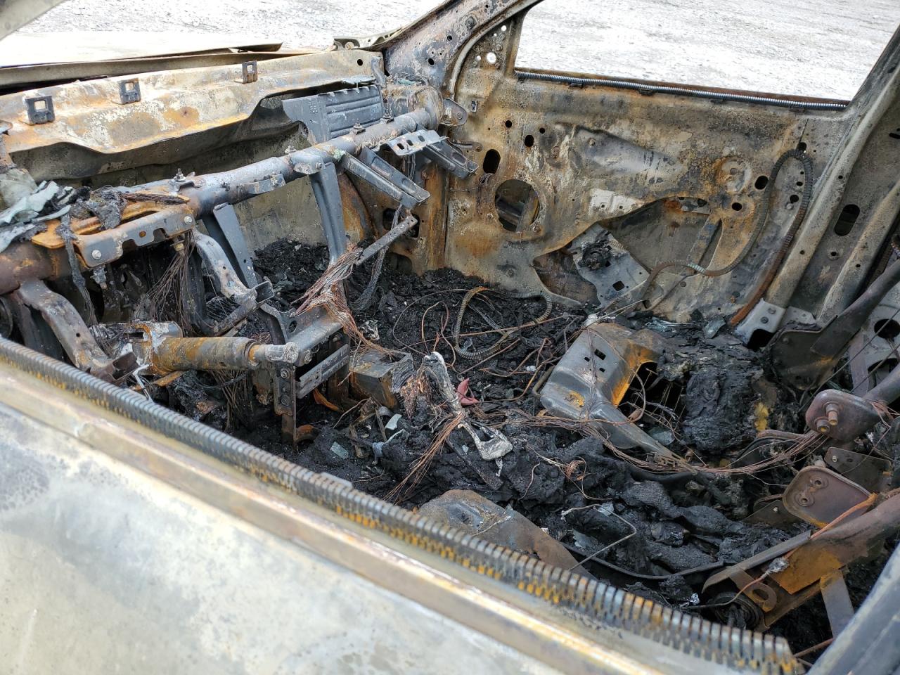 2011 Chevrolet Equinox VIN 2CNFLEEC8B6478383 Copart auction photo, burn damage thumbnail 8