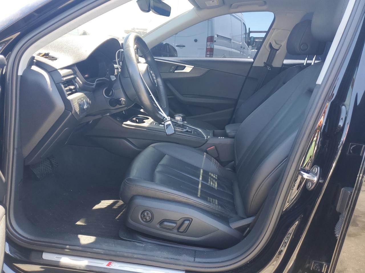 2019 Audi A4 VIN WAUENAF44KN015062 Copart auction photo, front end / undercarriage damage thumbnail 7