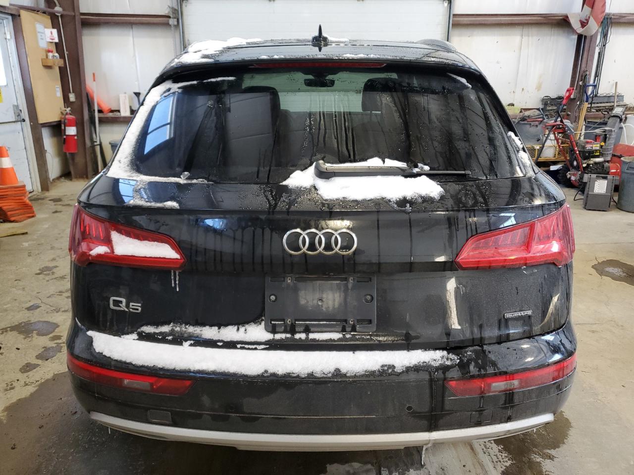 2019 Audi Q5 VIN WA1CNAFY7K2048484 Copart auction photo, front end / minor dent/scratches damage thumbnail 6