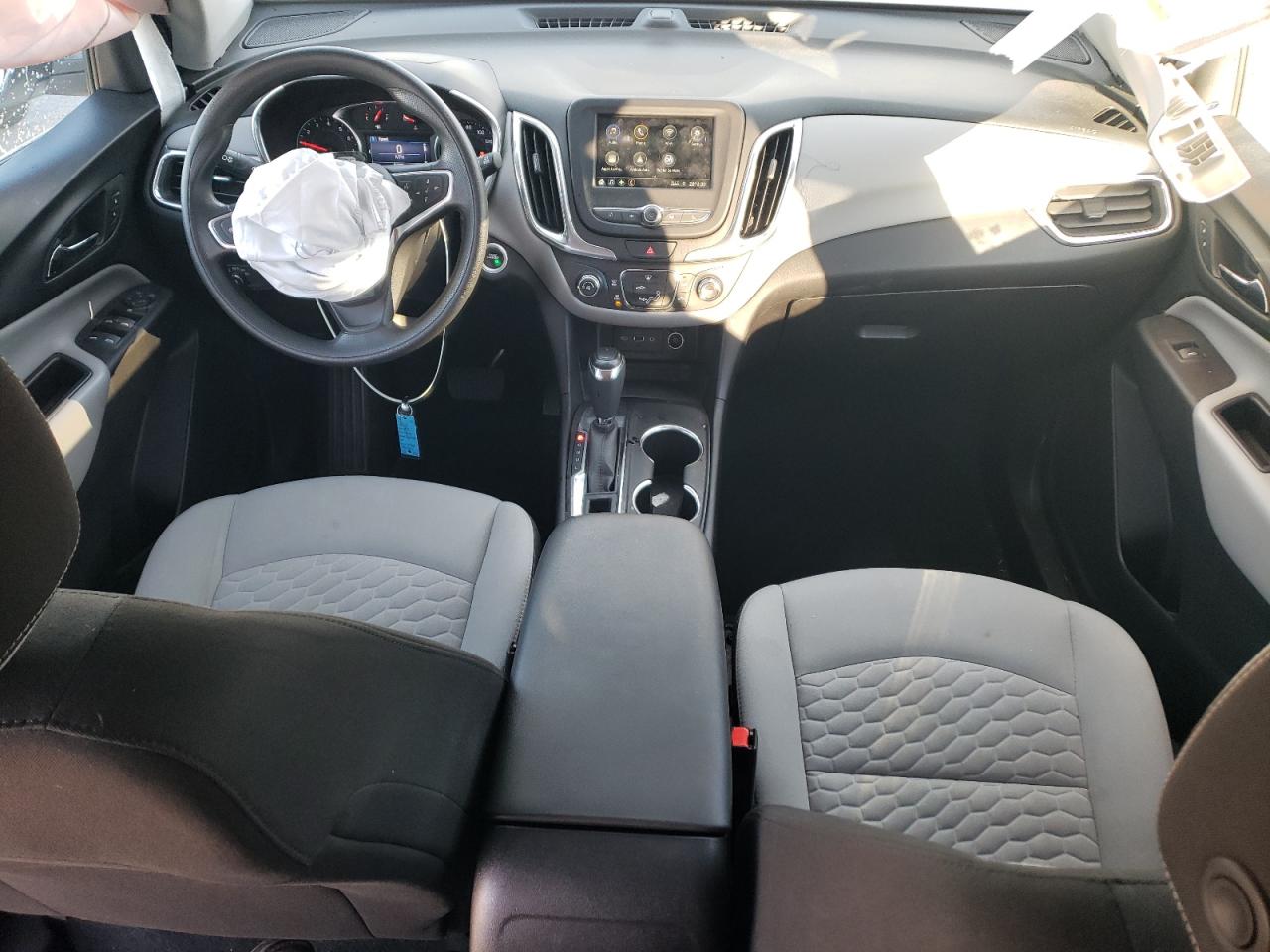 2019 Chevrolet Equinox VIN 2GNAXKEV5K6200387 Copart auction photo, front end / minor dent/scratches damage thumbnail 8
