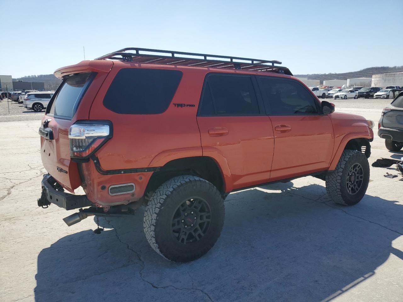 2015 Toyota 4Runner VIN JTEBU5JR5F5226937 Copart auction photo, front end / rear end damage thumbnail 3