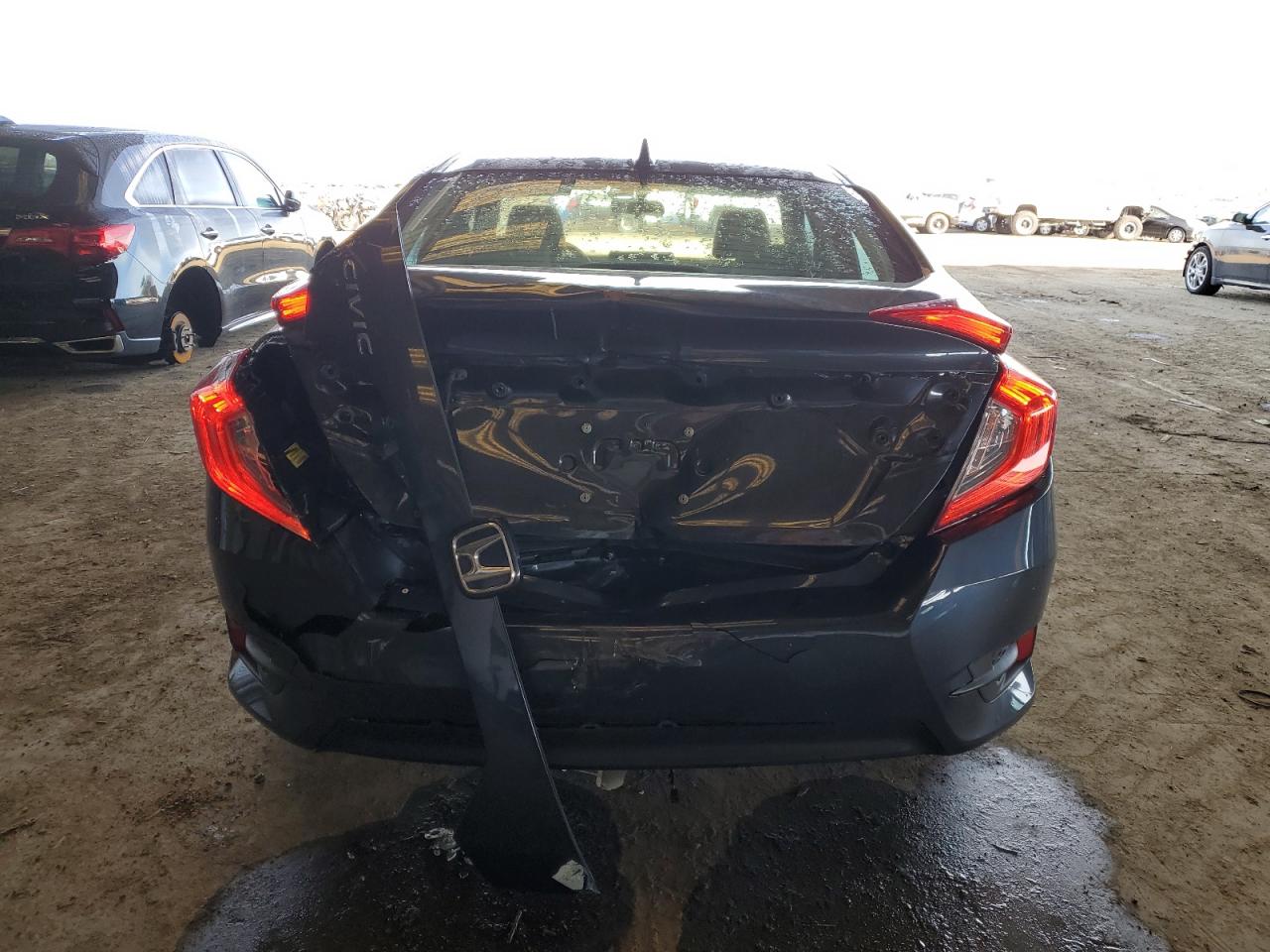 2018 Honda Civic VIN 2HGFC2F70JH535877 Copart auction photo, rear end damage thumbnail 6