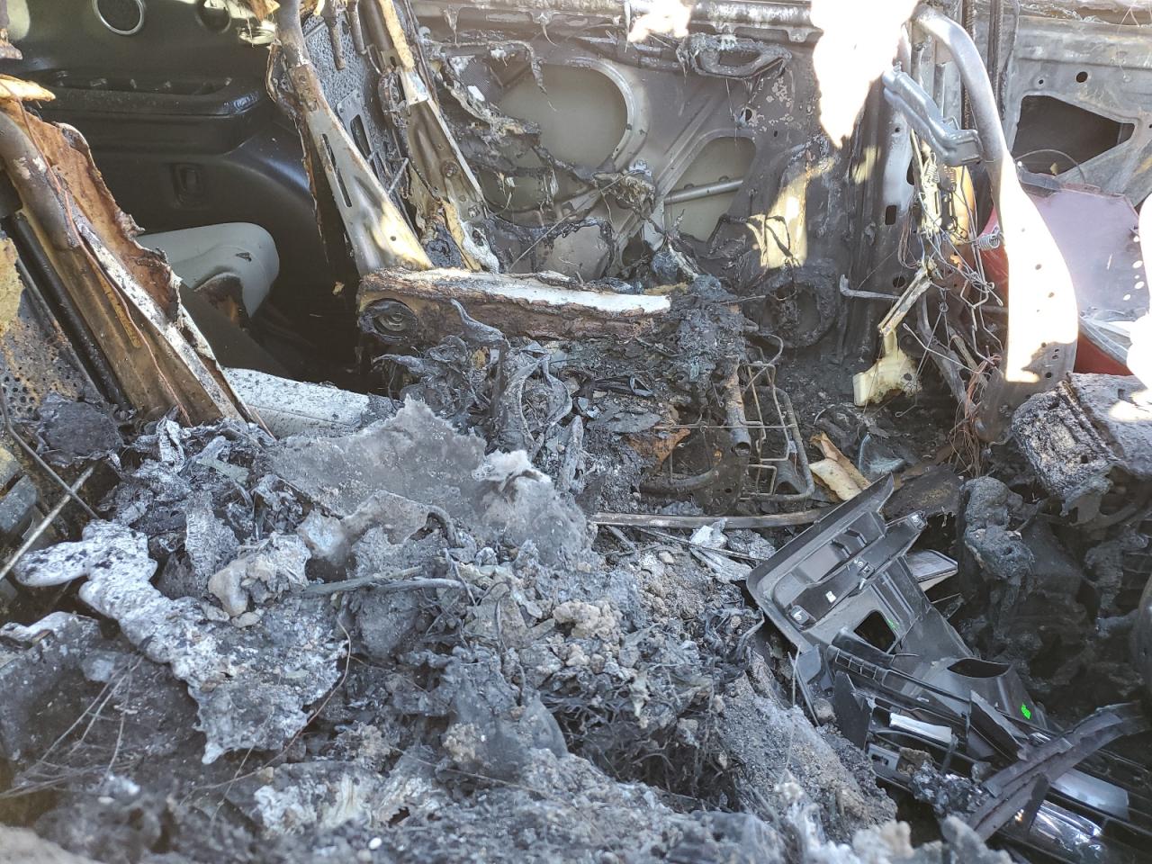 2020 Subaru Ascent VIN 4S4WMAPD5L3462632 Copart auction photo, burn - interior / burn - engine damage thumbnail 11