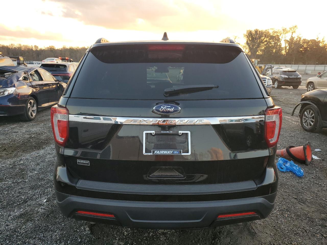 2019 Ford Explorer VIN 1FM5K7B85KGA68067 Copart auction photo, front end damage thumbnail 6