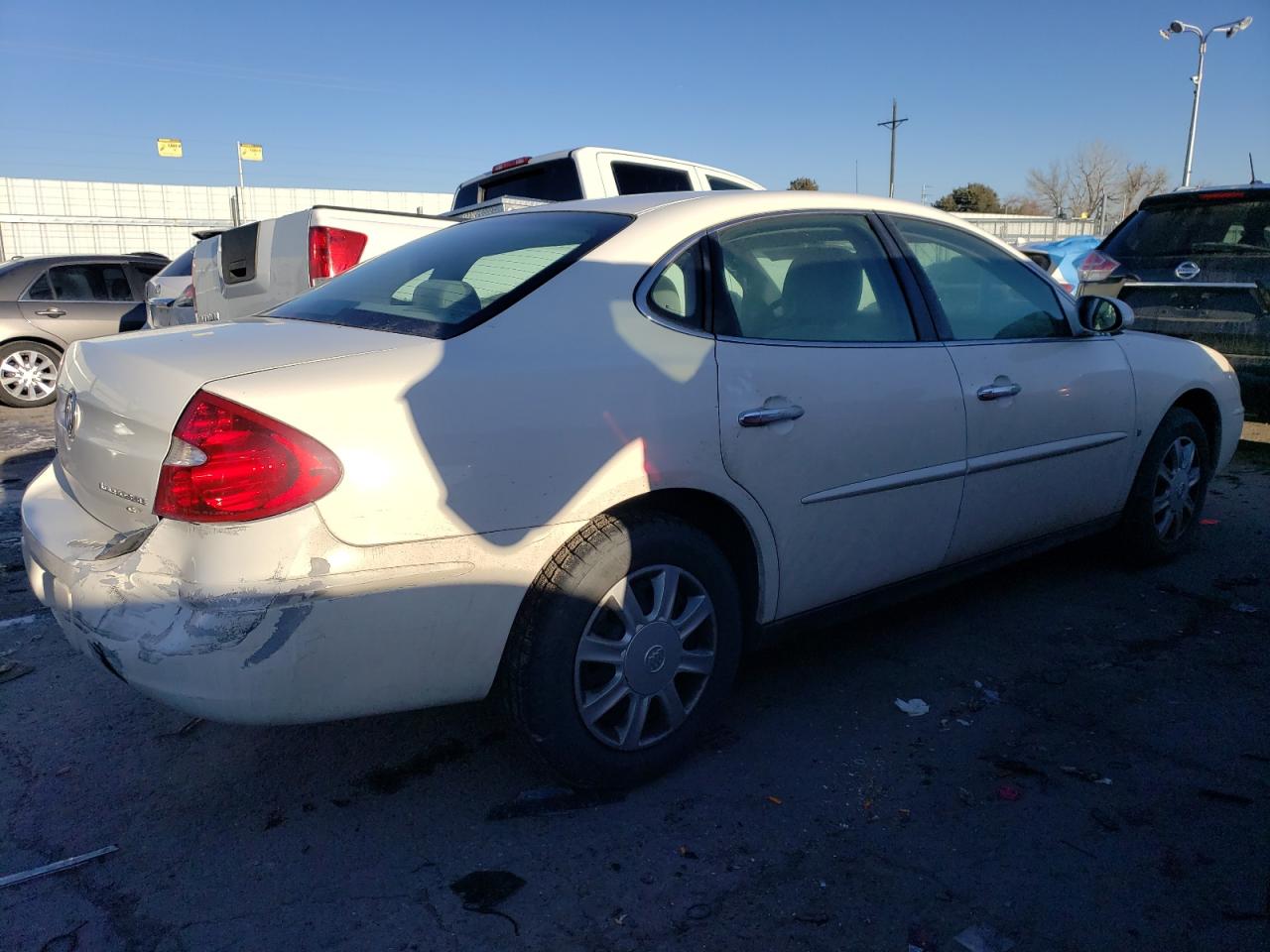 2006 Buick LaCrosse VIN 2G4WC552X61293858 Copart auction photo, rear end / minor dent/scratches damage thumbnail 3