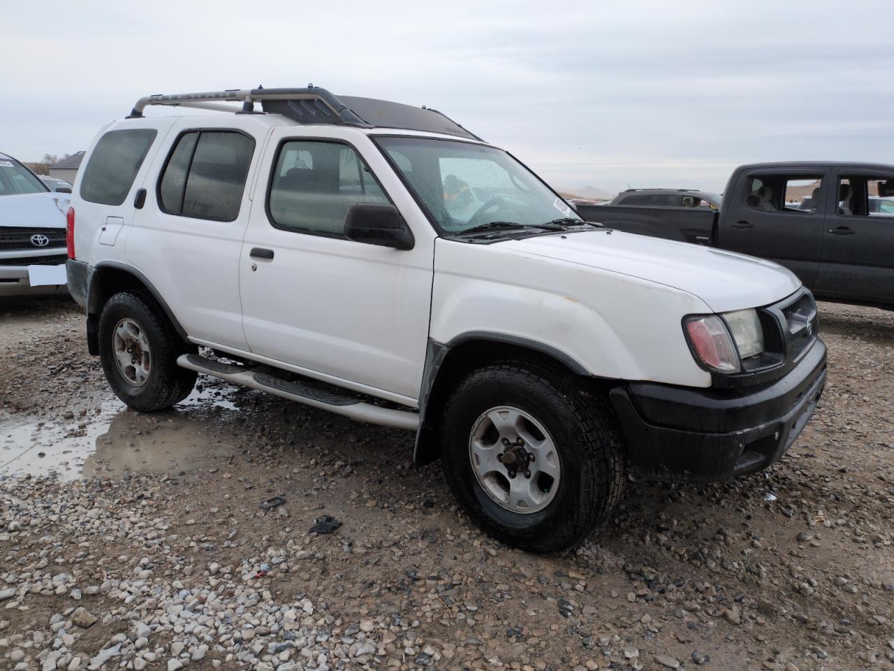 2000 Nissan XTerra VIN 5N1ED28Y1YC611564 Copart auction photo, top/roof damage thumbnail 4