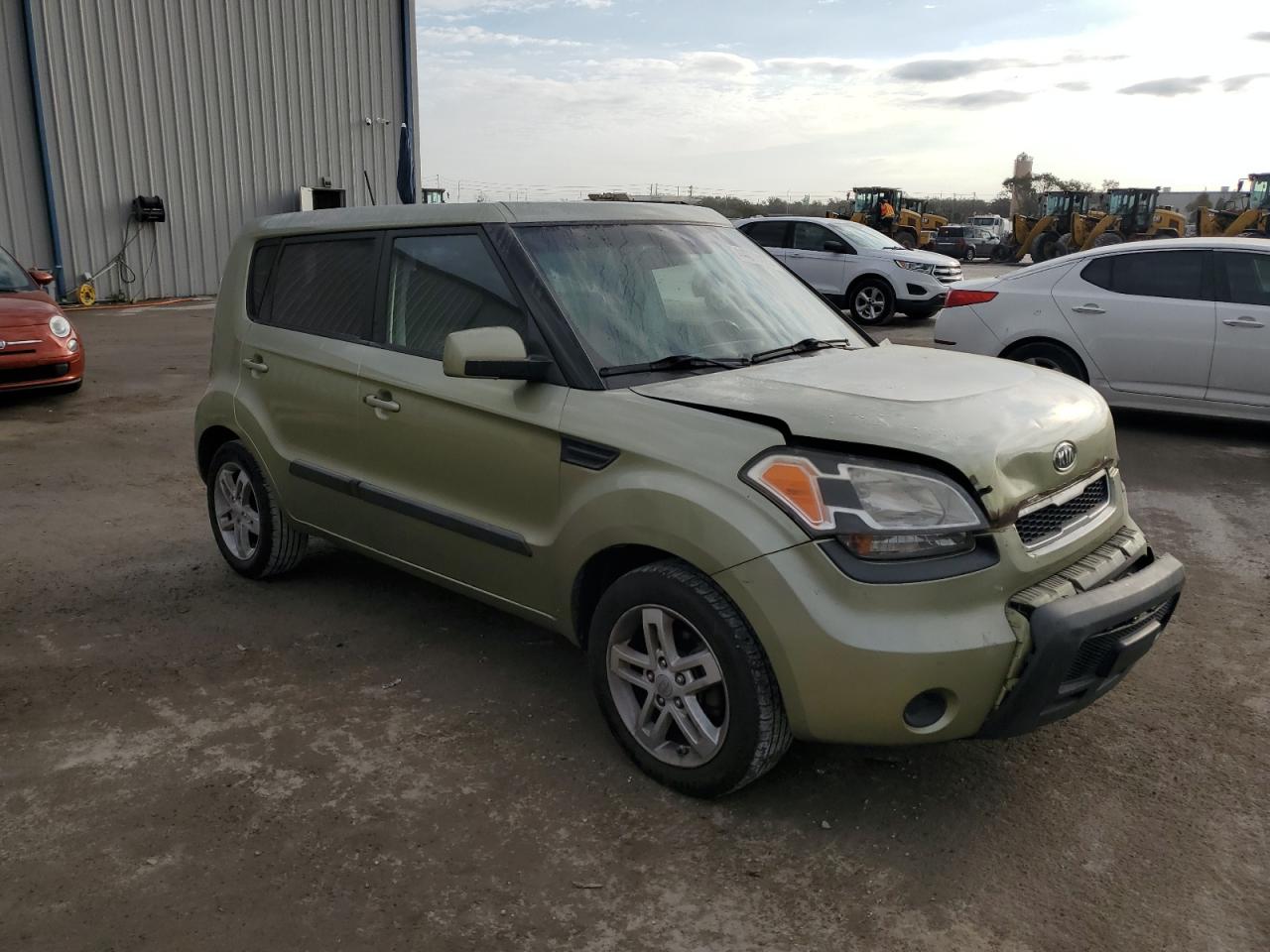 2011 KIA Soul VIN KNDJT2A22B7204168 Copart auction photo, front end damage thumbnail 4