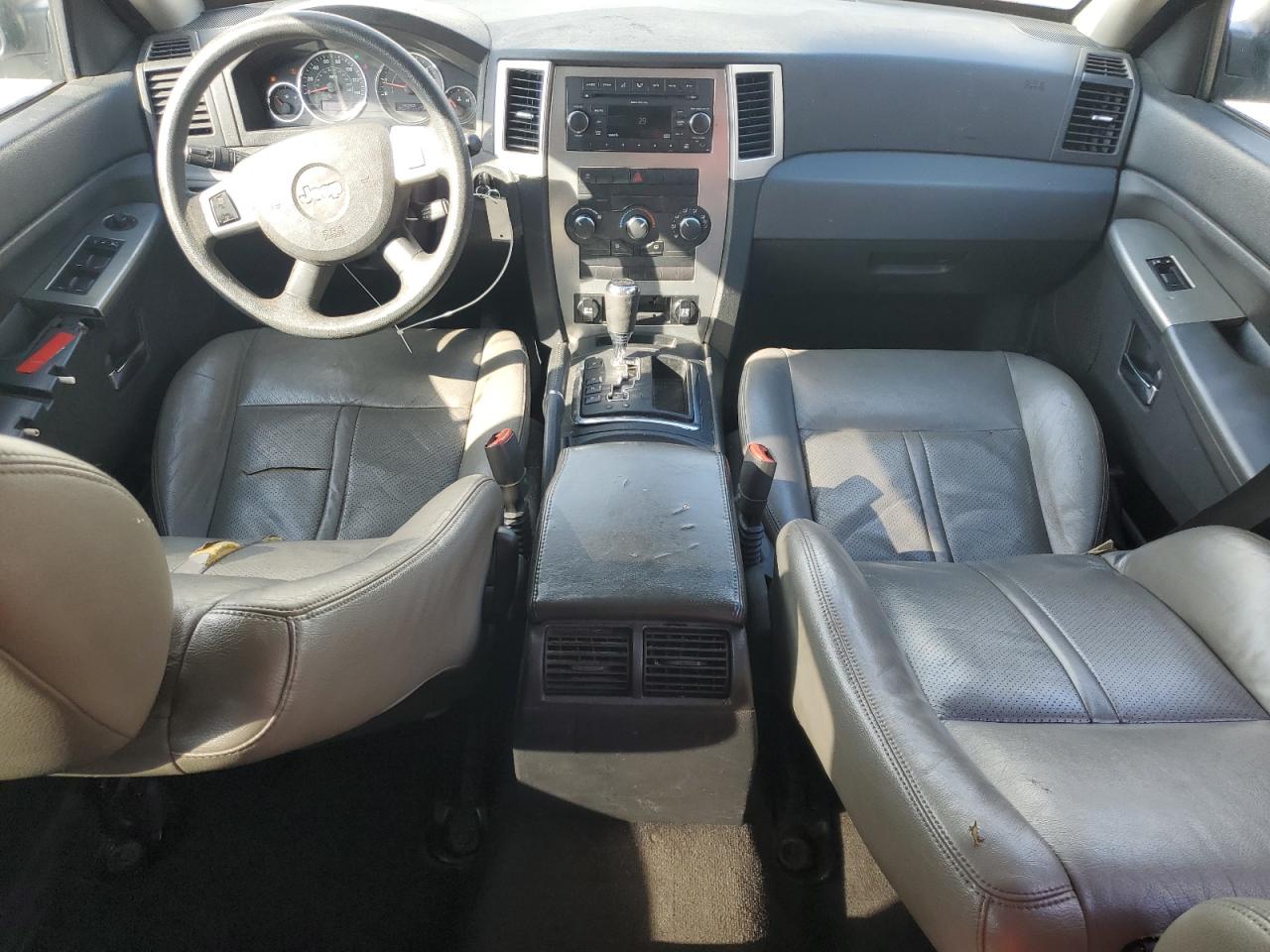 2009 Jeep Grand Cherokee VIN 1J8GS48K69C520164 Copart auction photo, rear end / minor dent/scratches damage thumbnail 8