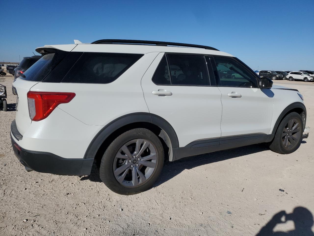 2022 Ford Explorer VIN 1FMSK7DH5NGB45010 Copart auction photo, front end / undercarriage damage thumbnail 3