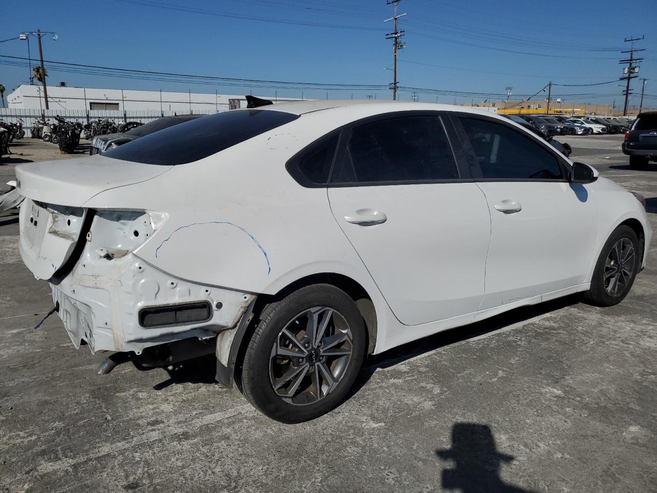 2023 KIA Forte VIN 3KPF24ADXPE558081 Copart auction photo, rear end damage thumbnail 3
