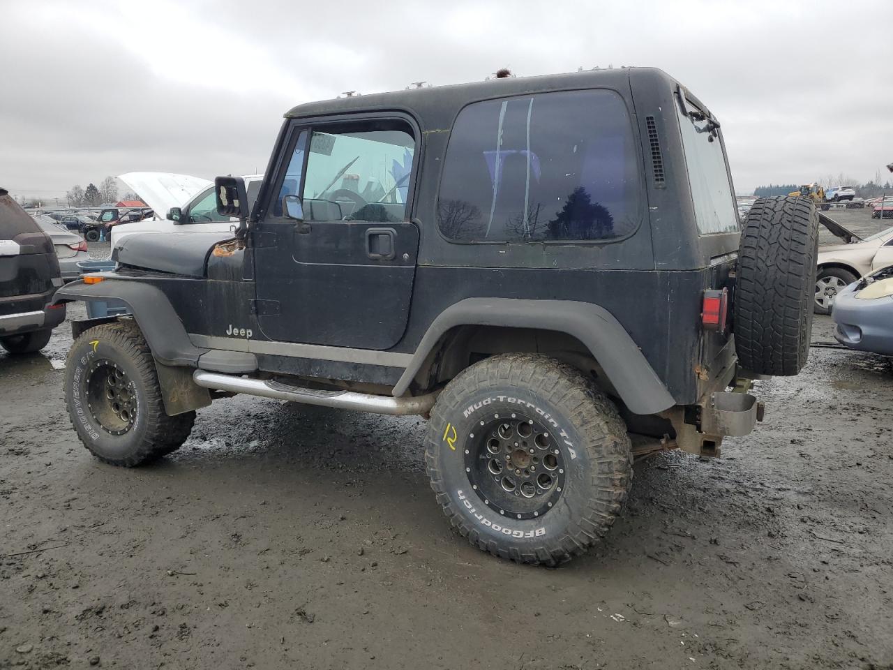 1992 Jeep Wrangler VIN 2J4FY29S2NJ525697 Copart auction photo, front end damage thumbnail 2