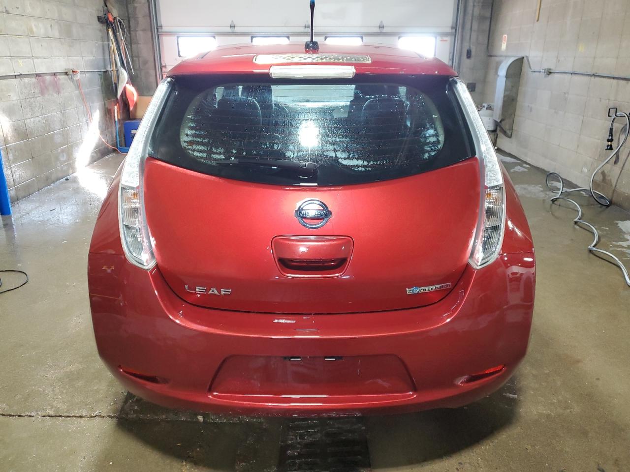 2013 Nissan Leaf VIN 1N4AZ0CP2DC415043 Copart auction photo, front end damage thumbnail 6