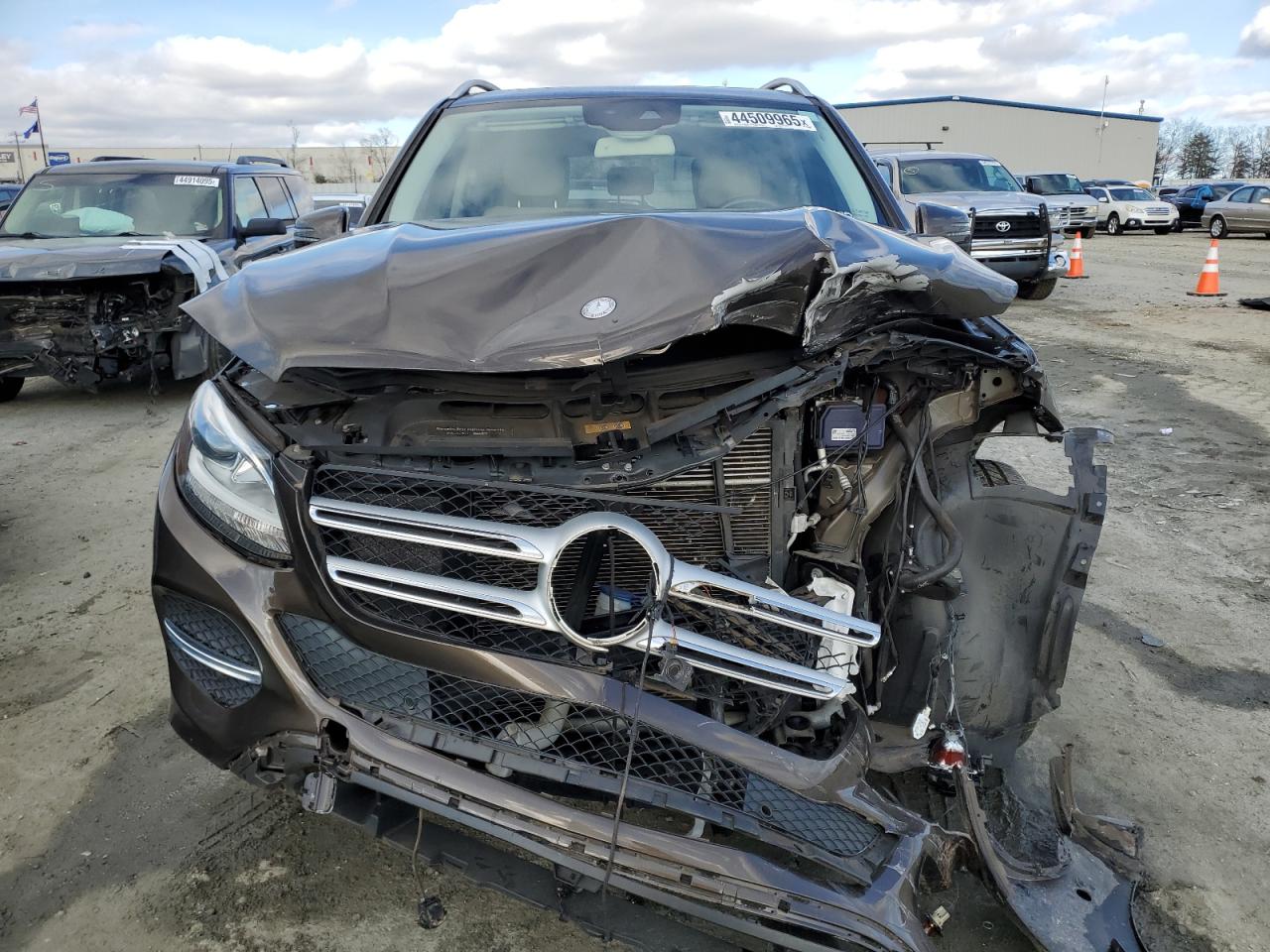 2017 Mercedes-Benz GLE VIN 4JGDA5JB2HA845459 Copart auction photo, front end damage thumbnail 5