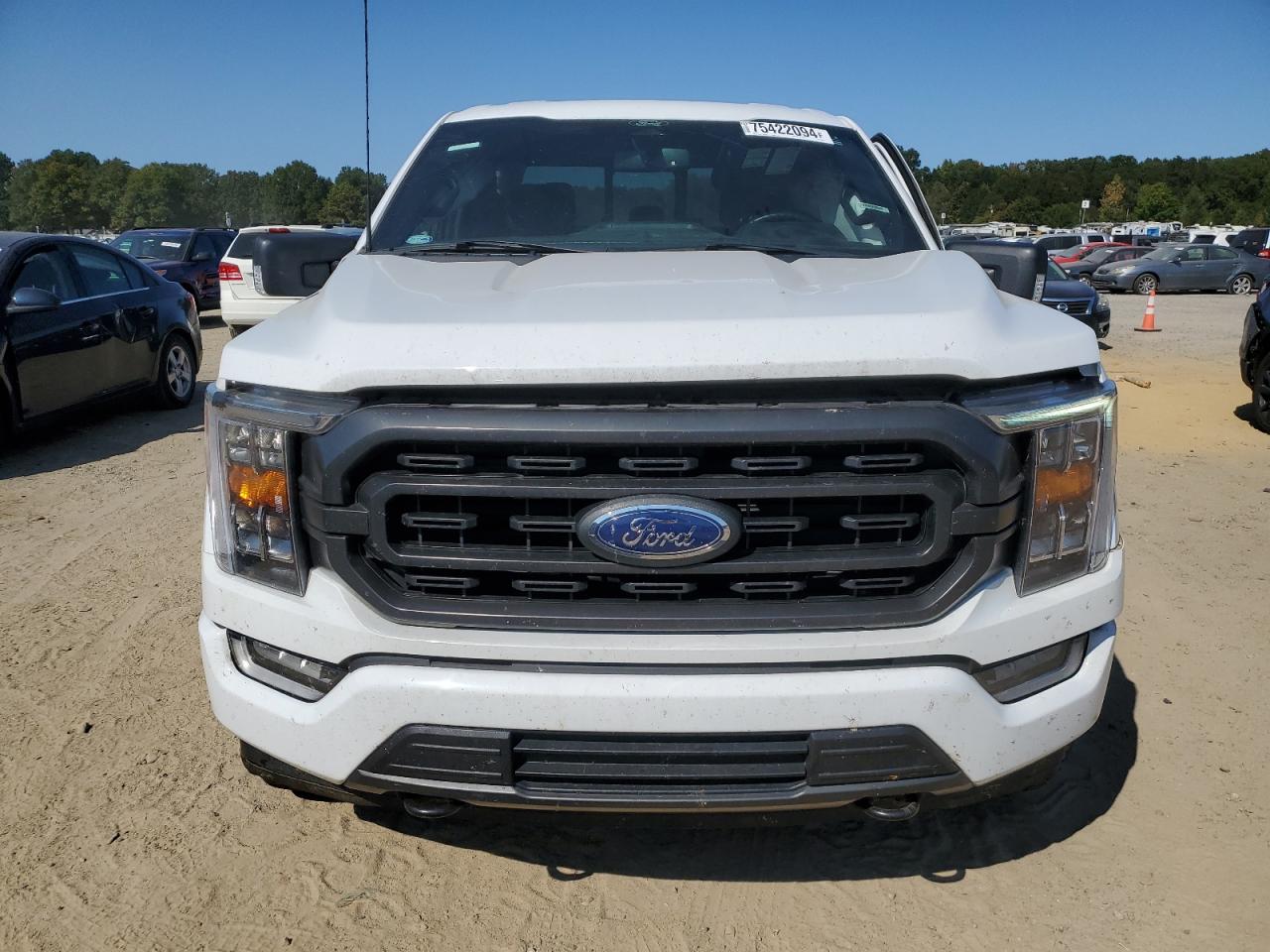 2022 Ford F-150 VIN 1FTFW1E52NKE80542 Copart auction photo, side / front end damage thumbnail 5