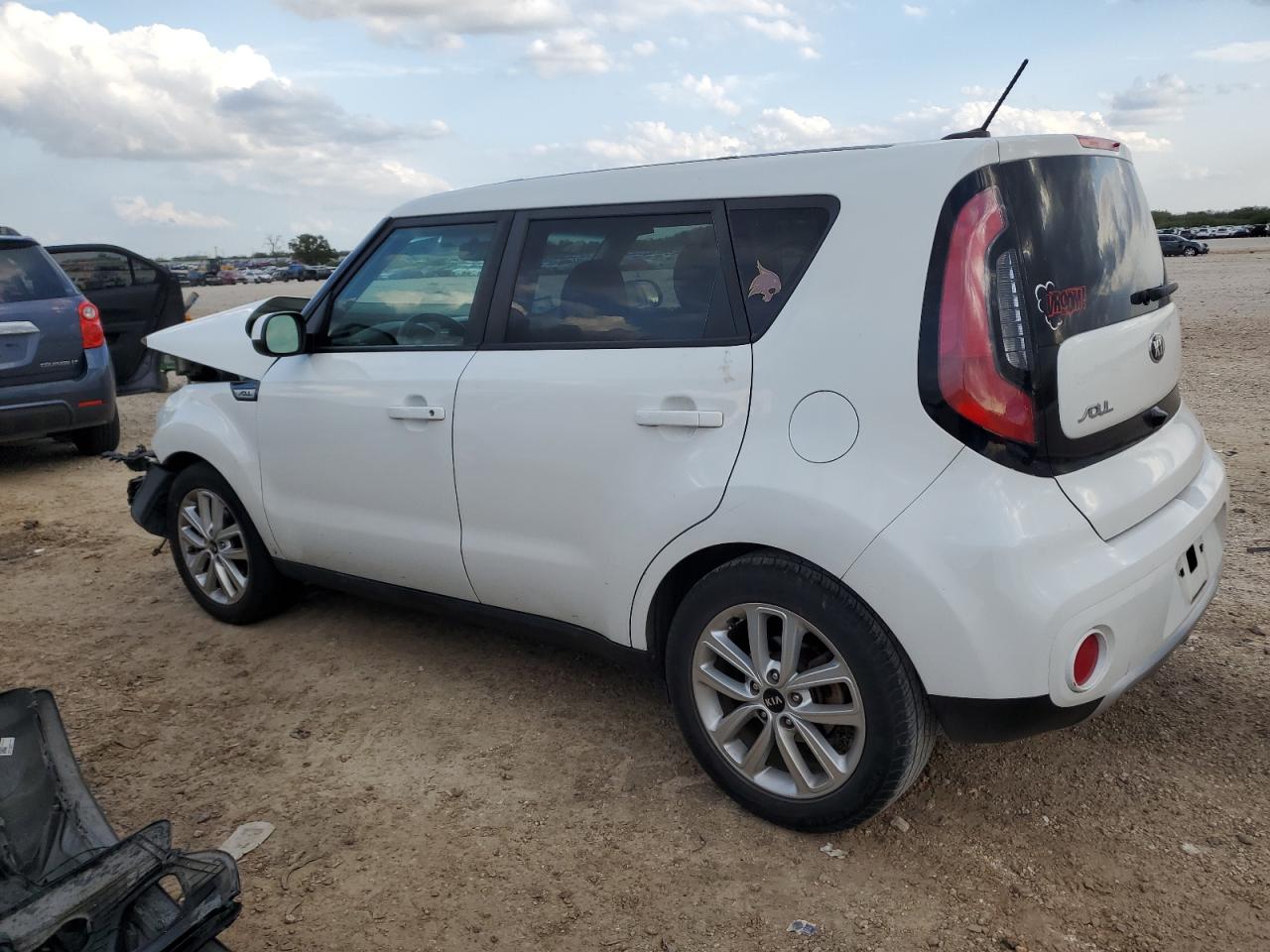 2018 KIA Soul VIN KNDJP3A58J7569666 Copart auction photo, front end / minor dent/scratches damage thumbnail 2