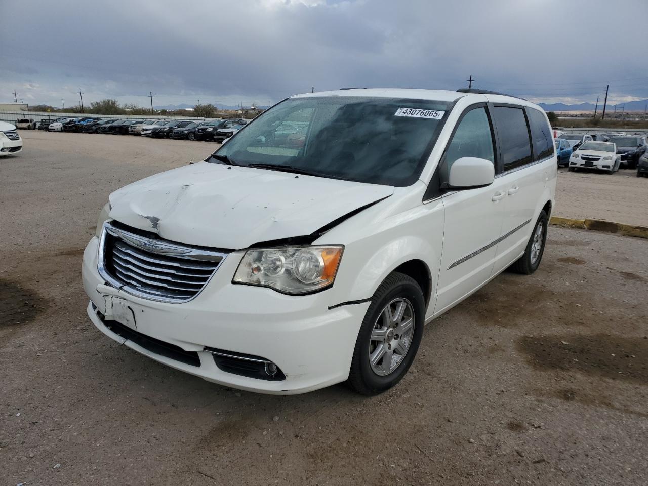 2013 Chrysler Town & Country VIN 2C4RC1BG9DR519784