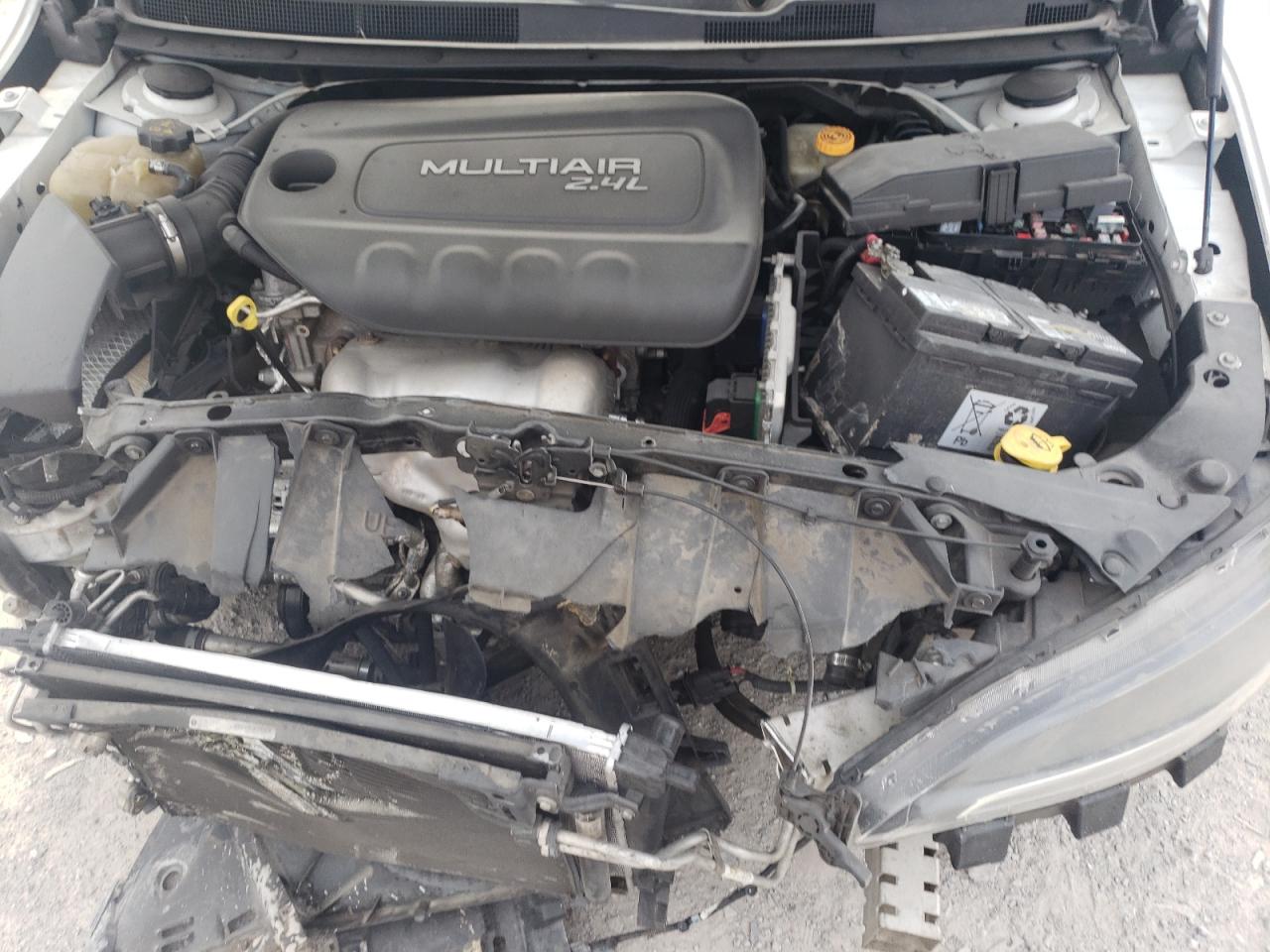 2016 Chrysler 200 VIN 1C3CCCAB1GN117464 Copart auction photo, front end damage thumbnail 13