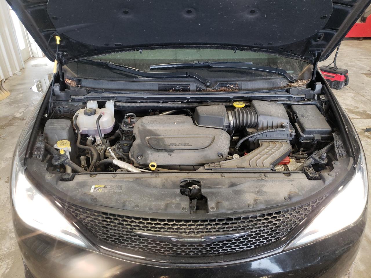 2019 Chrysler Pacifica VIN 2C4RC1FG8KR638739 Copart auction photo, side damage thumbnail 12