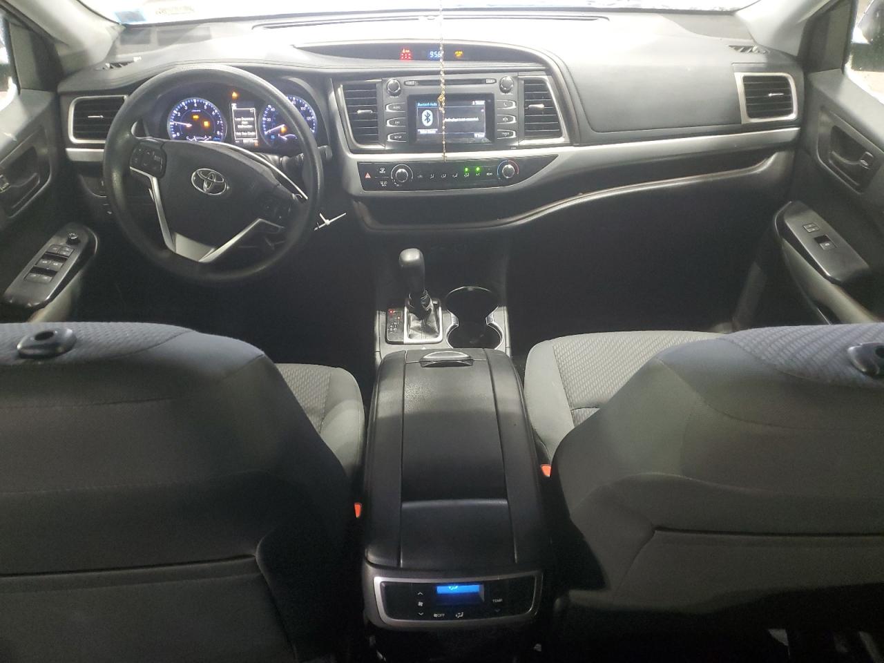2019 Toyota Highlander VIN 5TDBZRFH6KS935460 Copart auction photo, front end damage thumbnail 8
