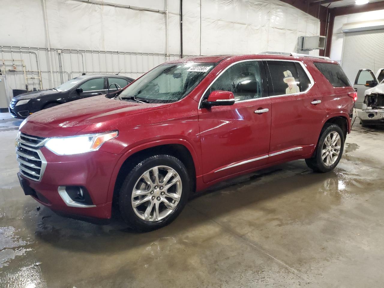 2018 Chevrolet Traverse VIN 1GNEVKKW6JJ140044 - Copart auction photo