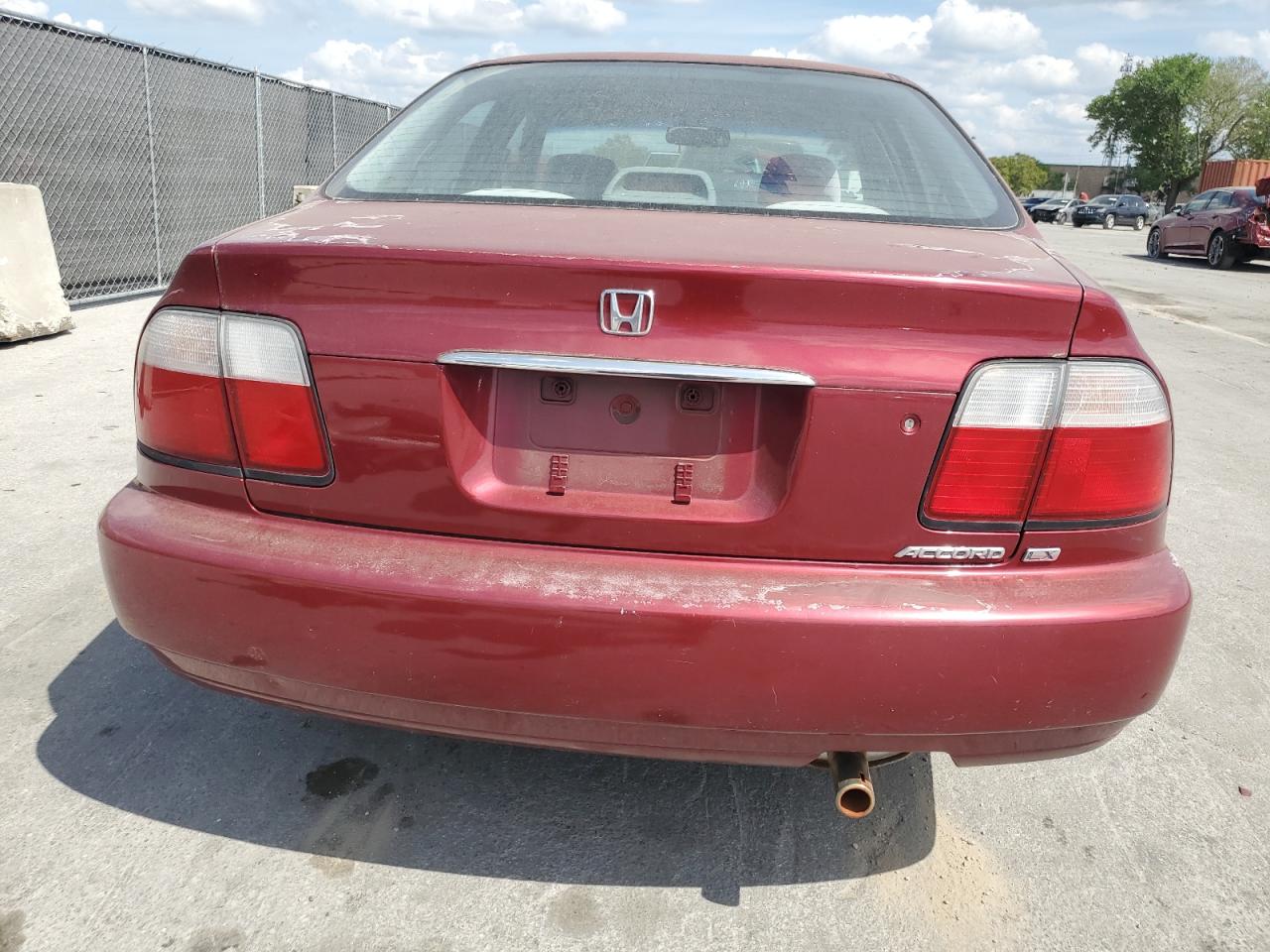1996 Honda Accord VIN 1HGCD563XTA153128 Copart auction photo, front end damage thumbnail 6