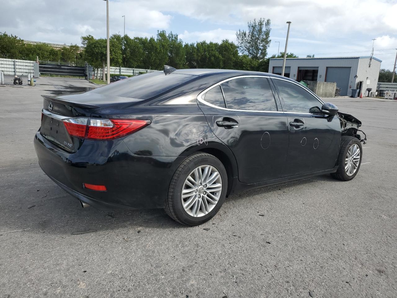 2015 Lexus ES VIN JTHBK1GG0F2173508 Copart auction photo, front end damage thumbnail 3
