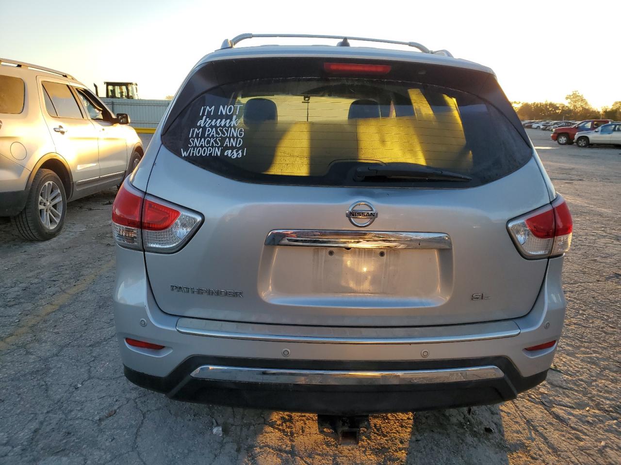 2015 Nissan Pathfinder VIN 5N1AR2MM2FC692056 Copart auction photo, all over damage thumbnail 6