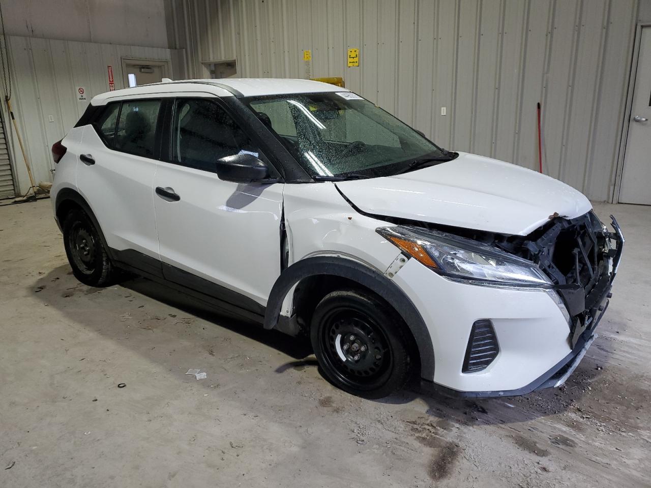 2021 Nissan Kicks VIN 3N1CP5BV3ML530280 Copart auction photo, front end damage thumbnail 4